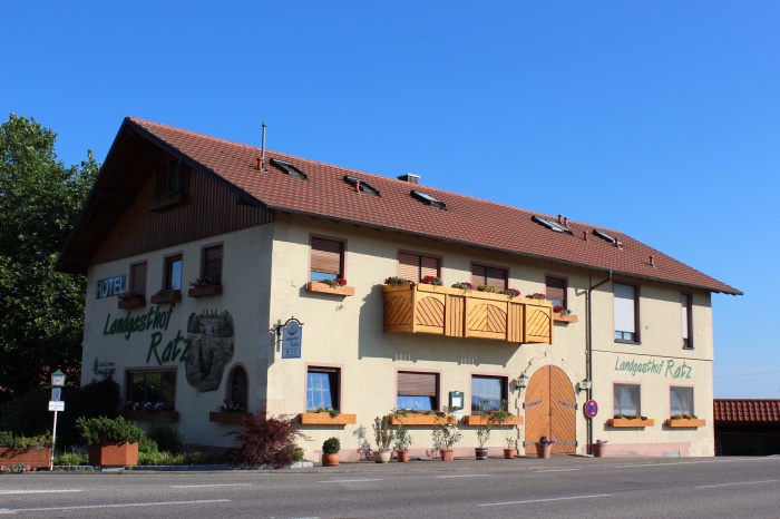 Fahrradfahrerfreundliches Hotel Landgasthof Ratz in Rheinau - Helmlingen